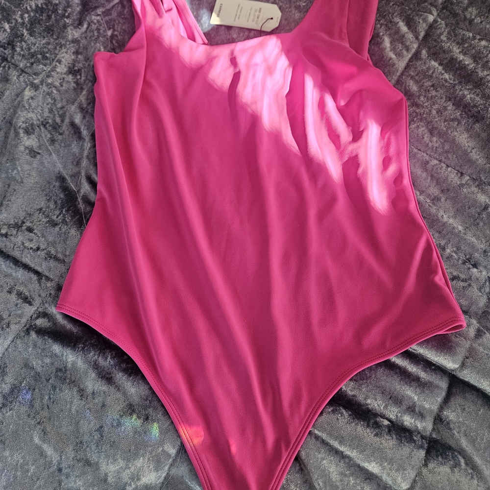NWT Express Pink Tank Thong Bodysuit Sculpt Fit Size Large